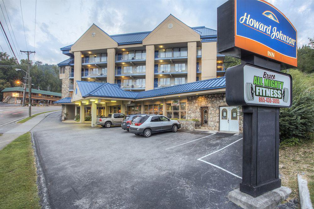 Clarion Pointe Downtown Gatlinburg Hotell Exteriör bild